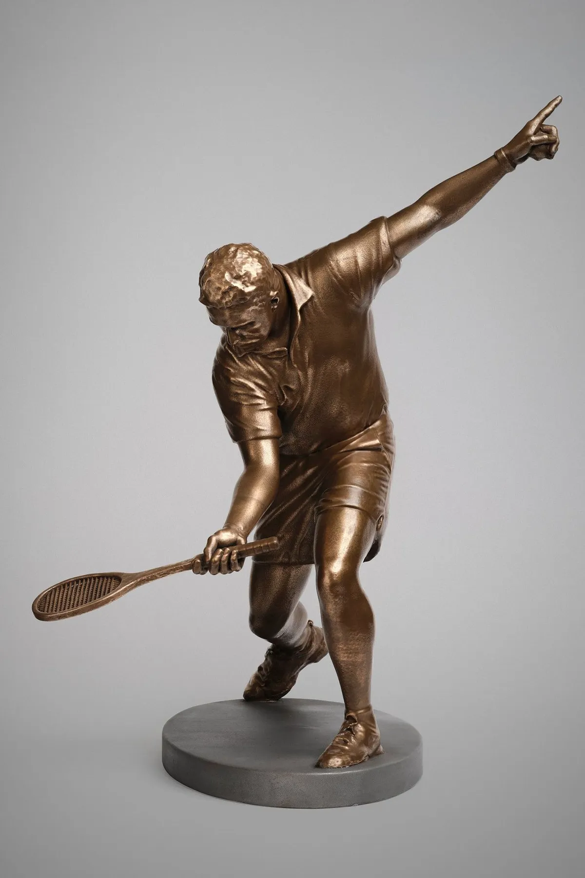 Court Tennis Serve I (Underarm Twist)